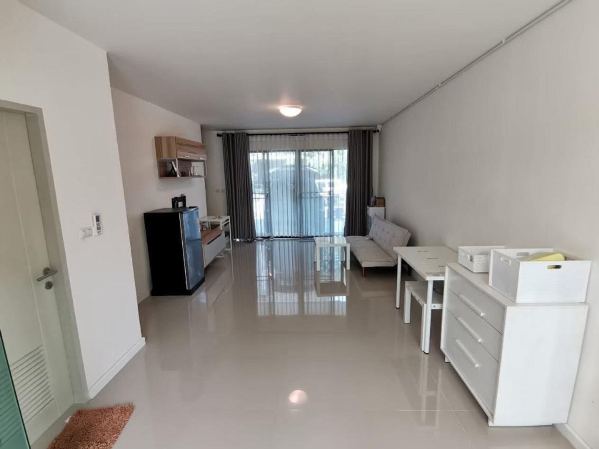 ขายทาวน์โฮม3ชั้น ที่ดินแปลงใหญ่ ทาวน์ อเวนิว เมิร์จ รัตนาธิเบศร์