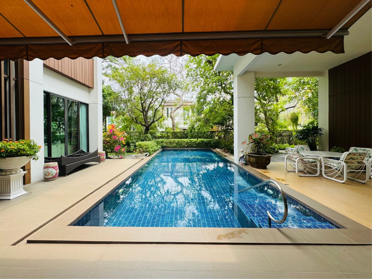 Navatanee Residence นวธานี,พูลวิลล่าหรูใกล้เมืองท่ามกลางพื้นที่สีเขียว