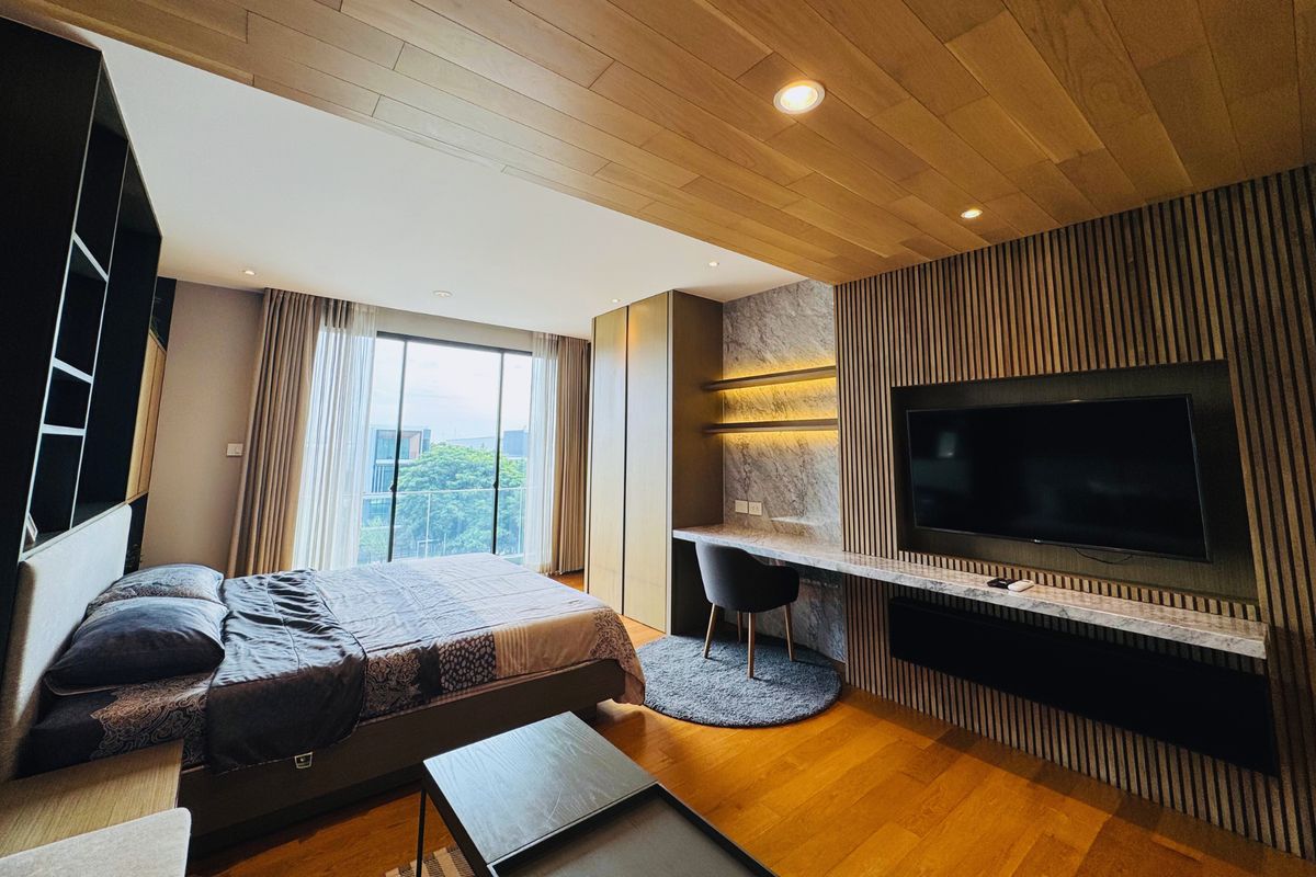 คุ้มตั้งแต่ซื้อ! ขายพร้อมผู้เช่า ทาวน์โฮม 4 ชั้น แปลงมุม โครงการ Nirvana Define ศรีนครินทร์ - พระราม 9 