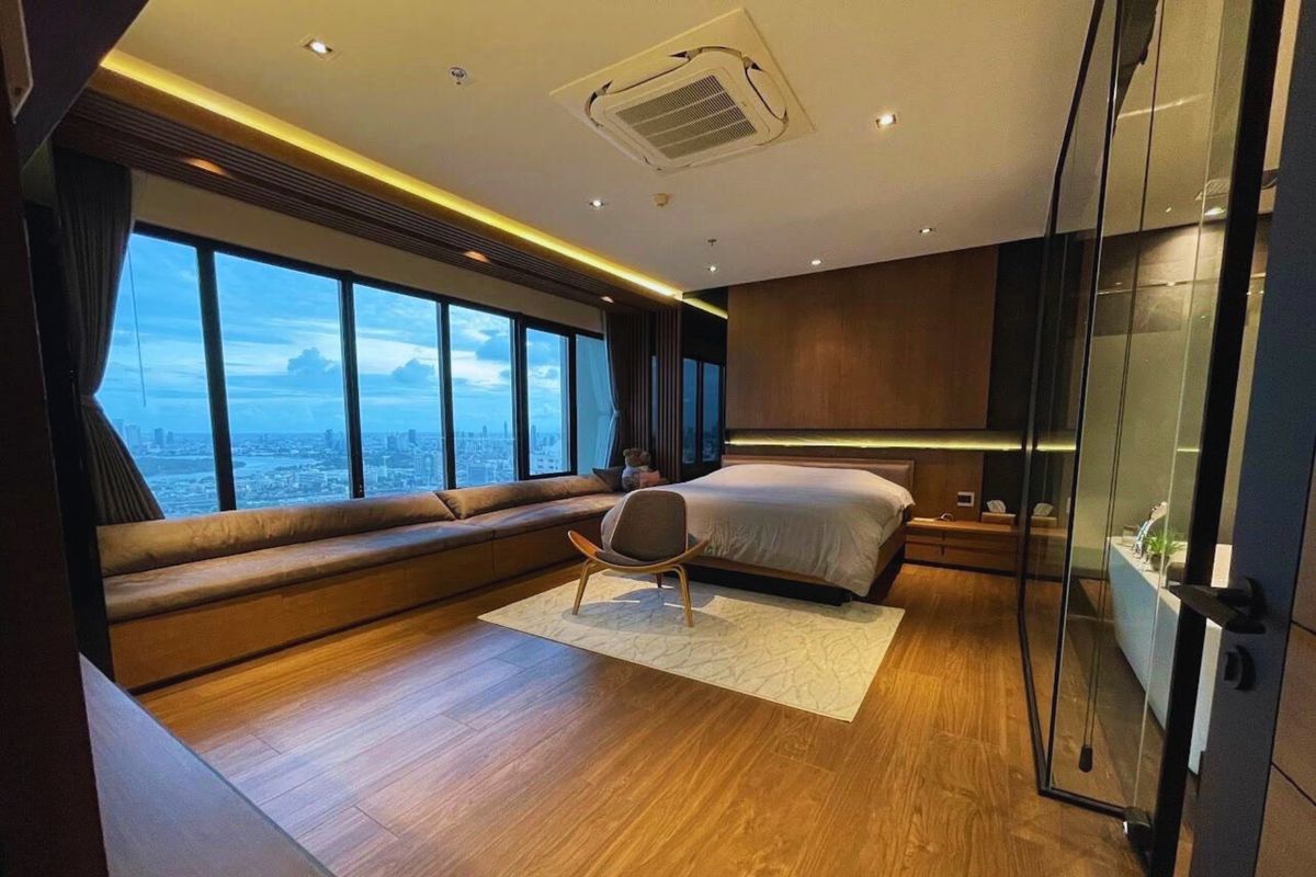 ✨ เพนท์เฮ้าส์ดูเพล็กซ์ใจกลางพร้อมพงษ์ ความหรูหราที่หาไม่ได้อีกแล้ว ✨มอบความรู้สึกเหมือนอยู่บ้านลอยฟ้า