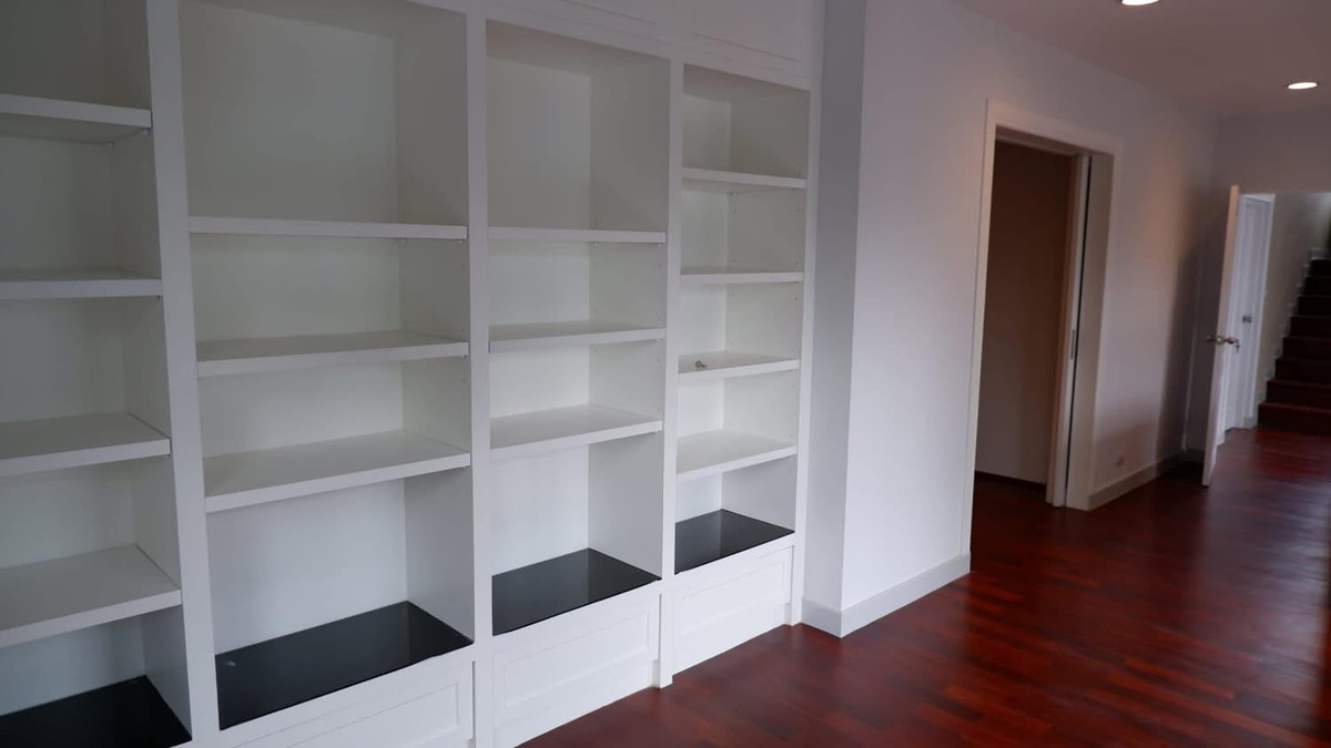 ขาย/ให้เช่า บ้านเดี่ยวหรู 3 ชั้น พื้นที่ 500ตร.ม. ใกล้ Wellington College