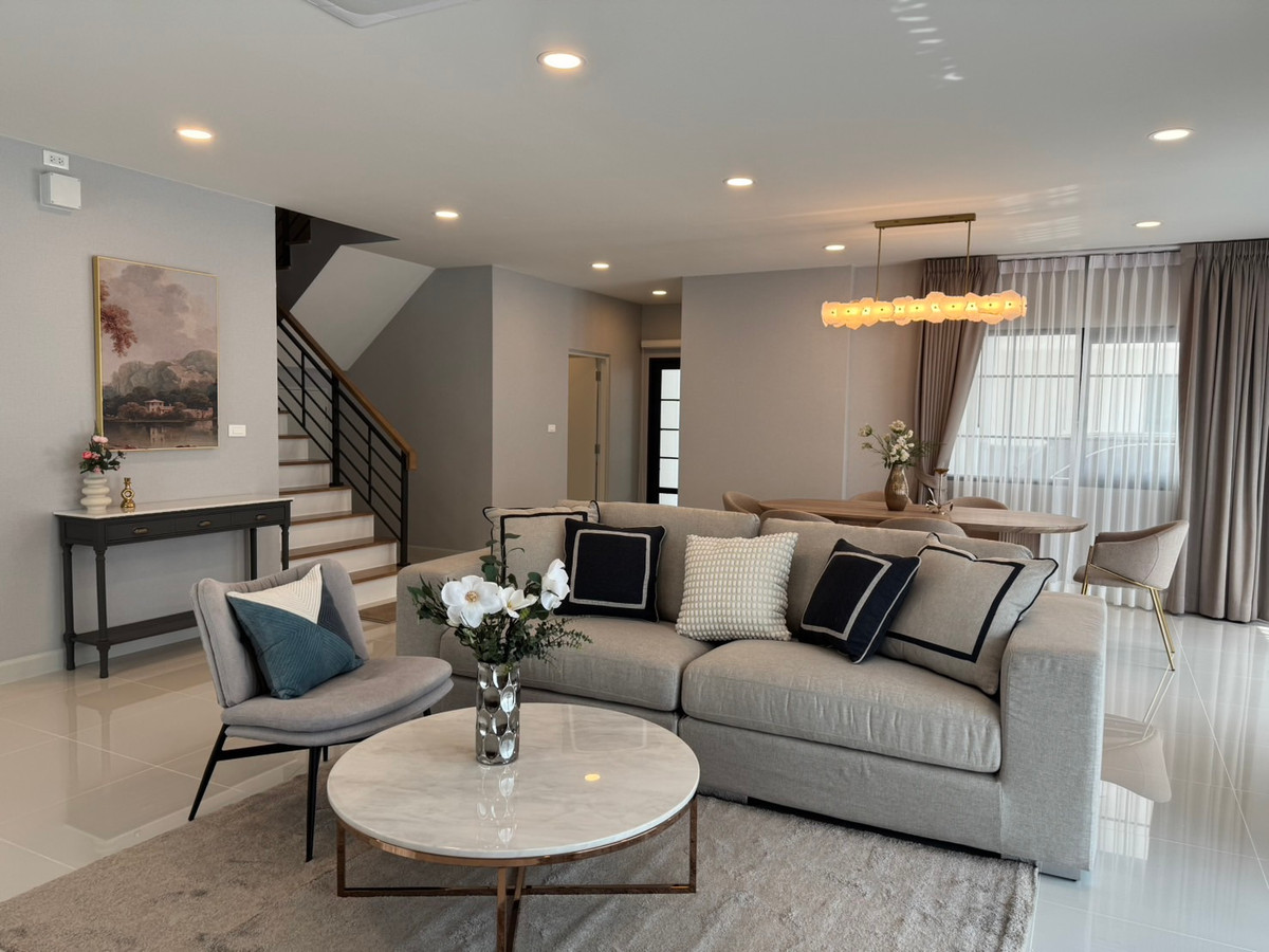 ให้เช่าบ้านเดี่ยว Centro บางนา เฟส 2 ใกล้ Mega Bangna 4นอน 5 น้ำ