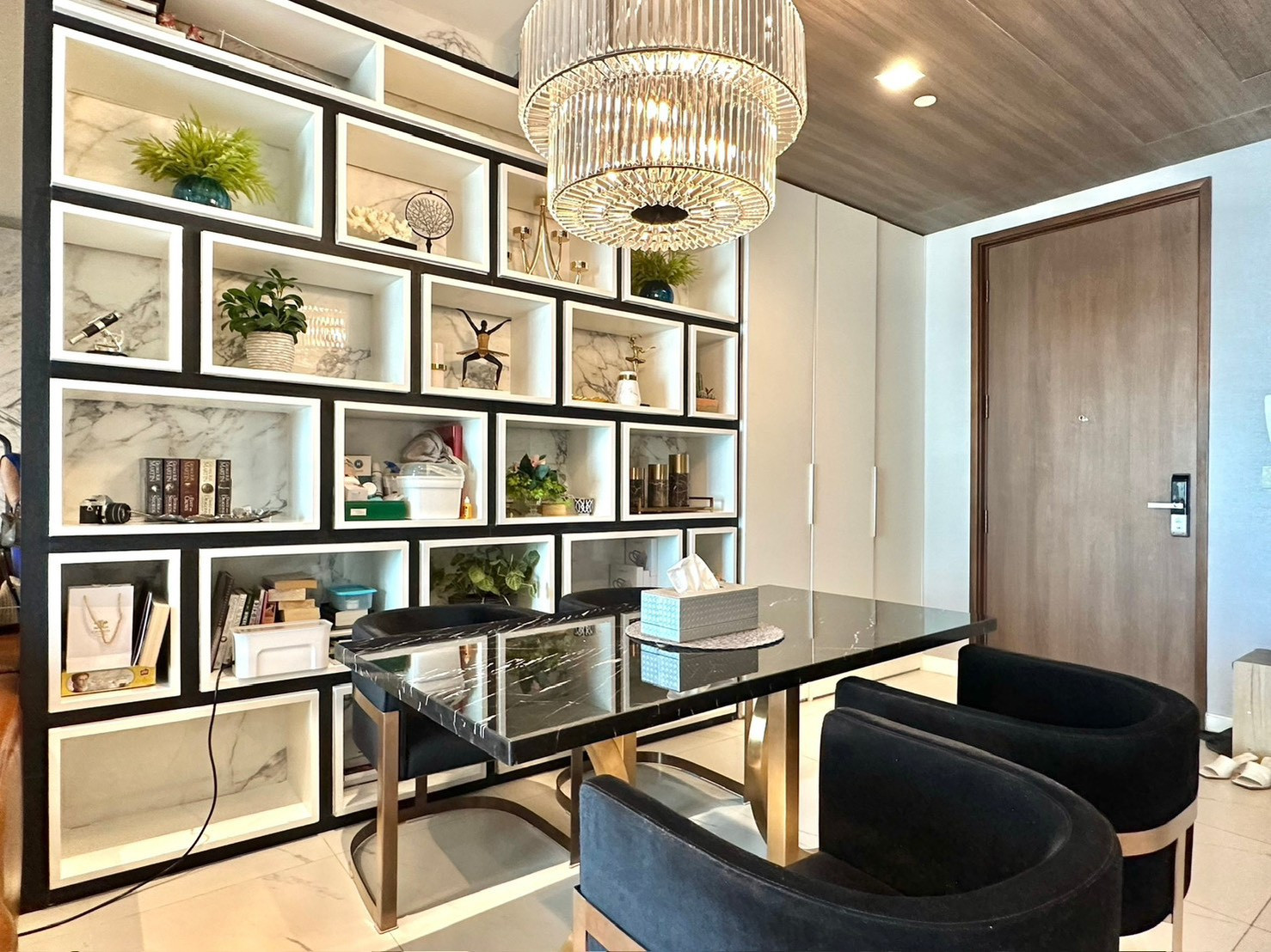 🔥 ถูกกว่าประเมิน ด่วน! 185 ราชดำริ ชั้น 11 หลังสวน/วิวสวนลุม 💎 102 ตรม. แต่งครบพร้อมอยู่ ✨ ราคาดีที่สุดบนทำเล Freehold!