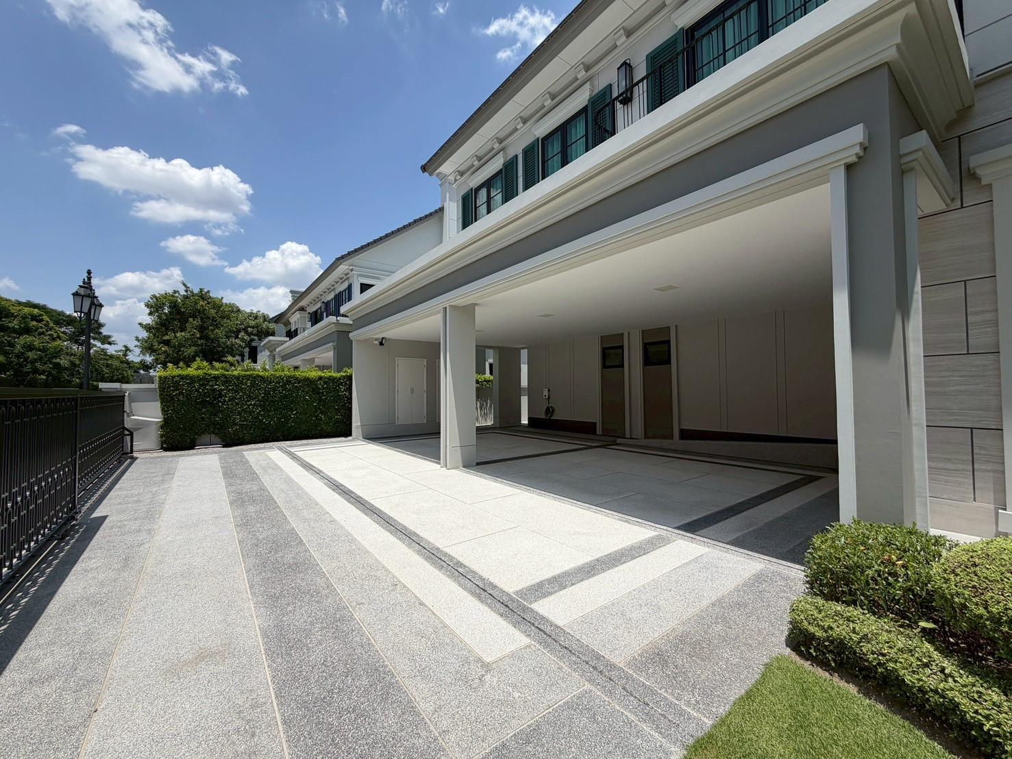 🔥 ให้เช่าบ้านหรู Ultra Luxury 🔥 ณริณสิริ กรุงเทพกรีฑา ใกล้ Brighton College เพียง 900 ม.