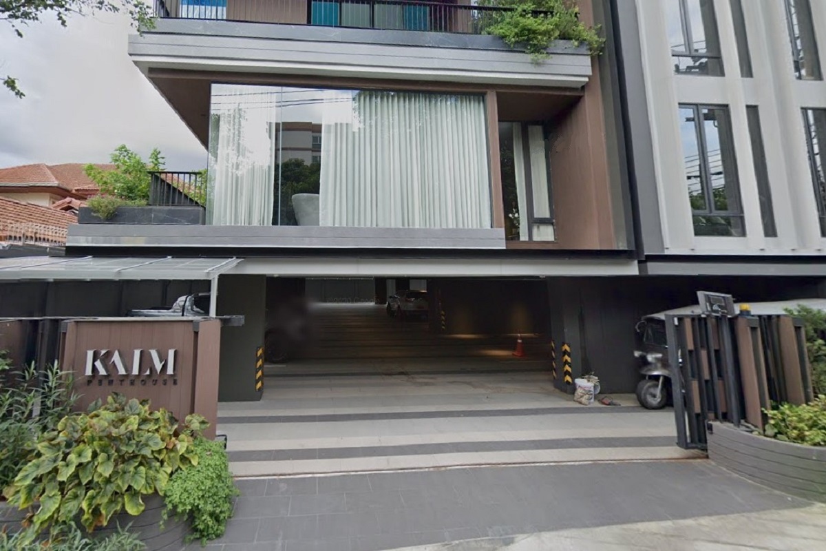 Condo-Kalm-Penthouse