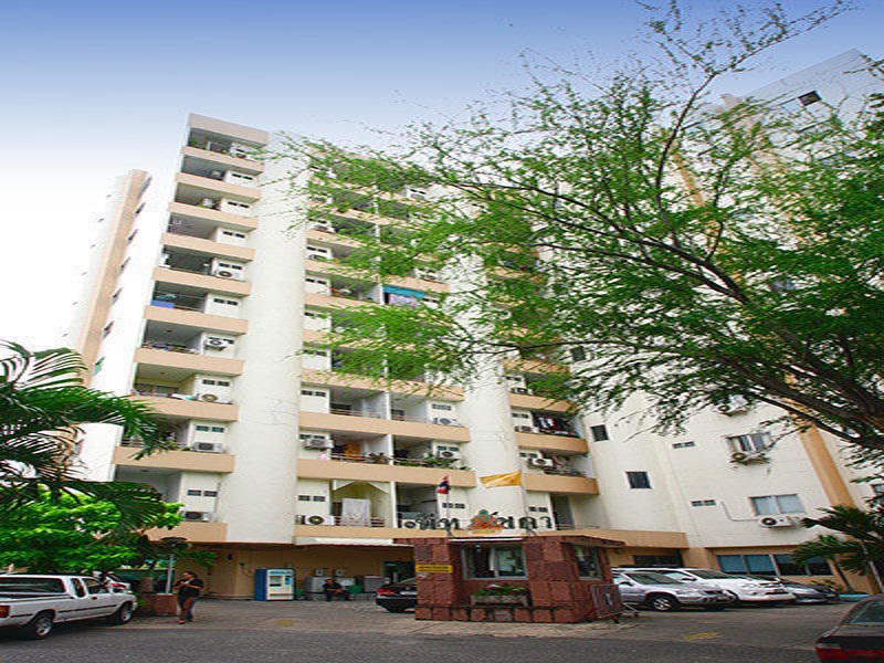 Pete-Ratchada-Condominium