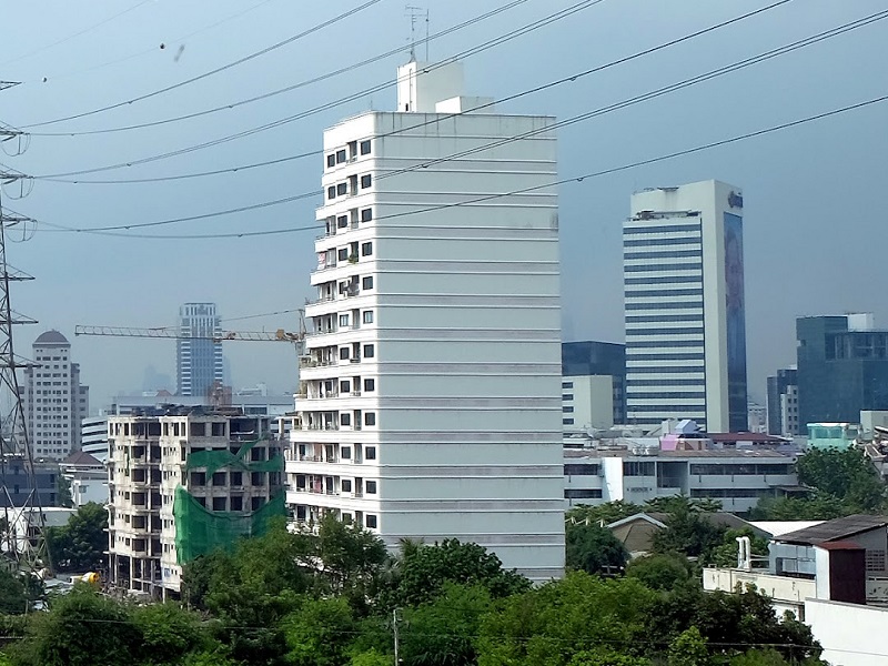 Lert-Ubon-Sky-Life-Tower