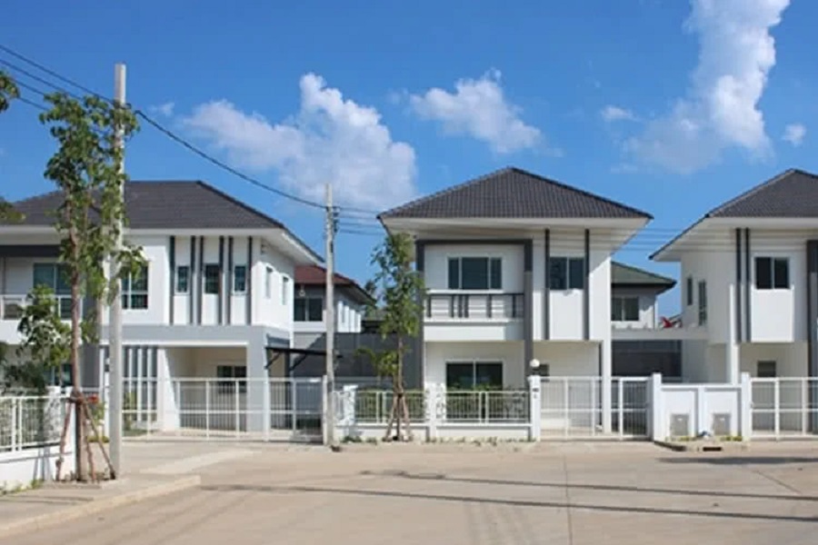 แลนซีโอ-วงแหวนฯ-ปิ่นเกล้า