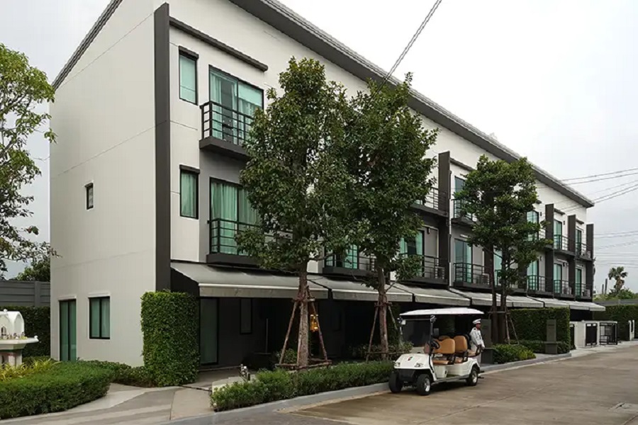 Baan-Klang-Muang-Ratchaphruek-Rattanathibet