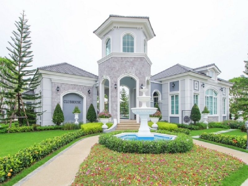 Golden-Neo-2-Ramintra-Wongwaen