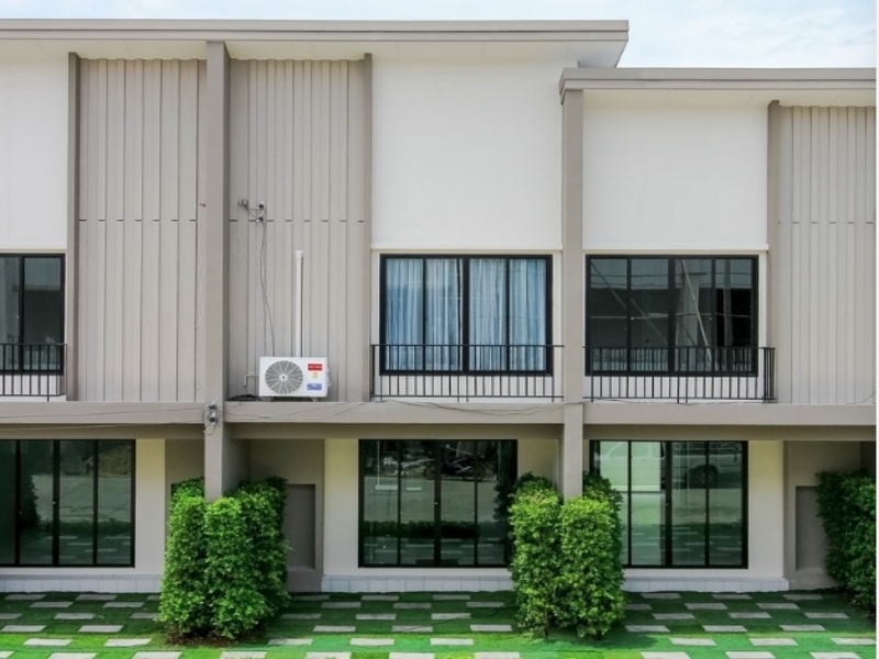 Cher-Wongwaen-Sathorn