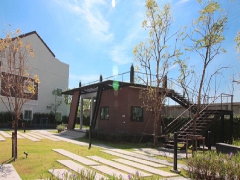 เดอะ-คัลเลอร์-ลิฟวิ่ง-ทาวน์โฮม-ศรีนครินทร์-วงแหวน