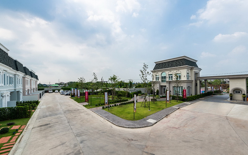 บริติช-เพลส-ปิ่นเกล้า-สาย-5