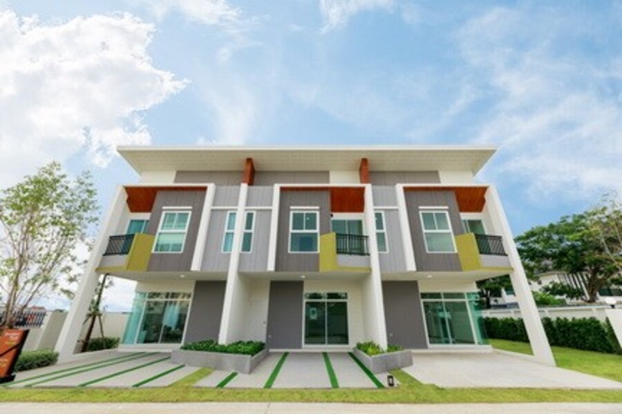 Nakornthong-Living-Bangna-Theparak