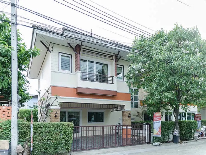 Baan-Monthon-8-Petchkasem-Liam-Klong-Thaviwattana