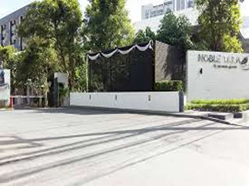 Noble-Tara-Ngamwongwan