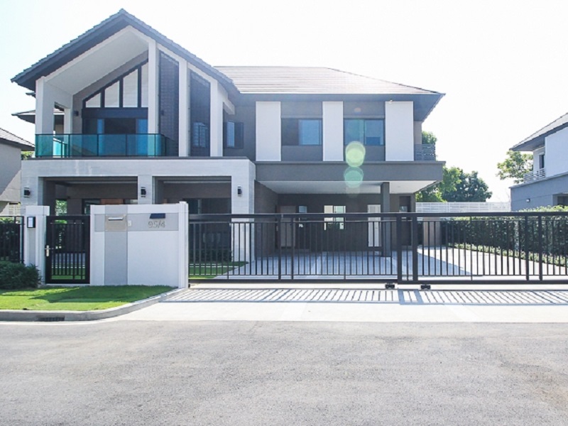 Bangkok-Boulevard-Signature-Ratchaphruek-Rattanathibet